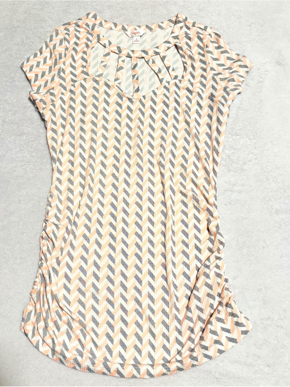 Soft Chevron Short-Sleeve Dress in Cream, Gray & Peach